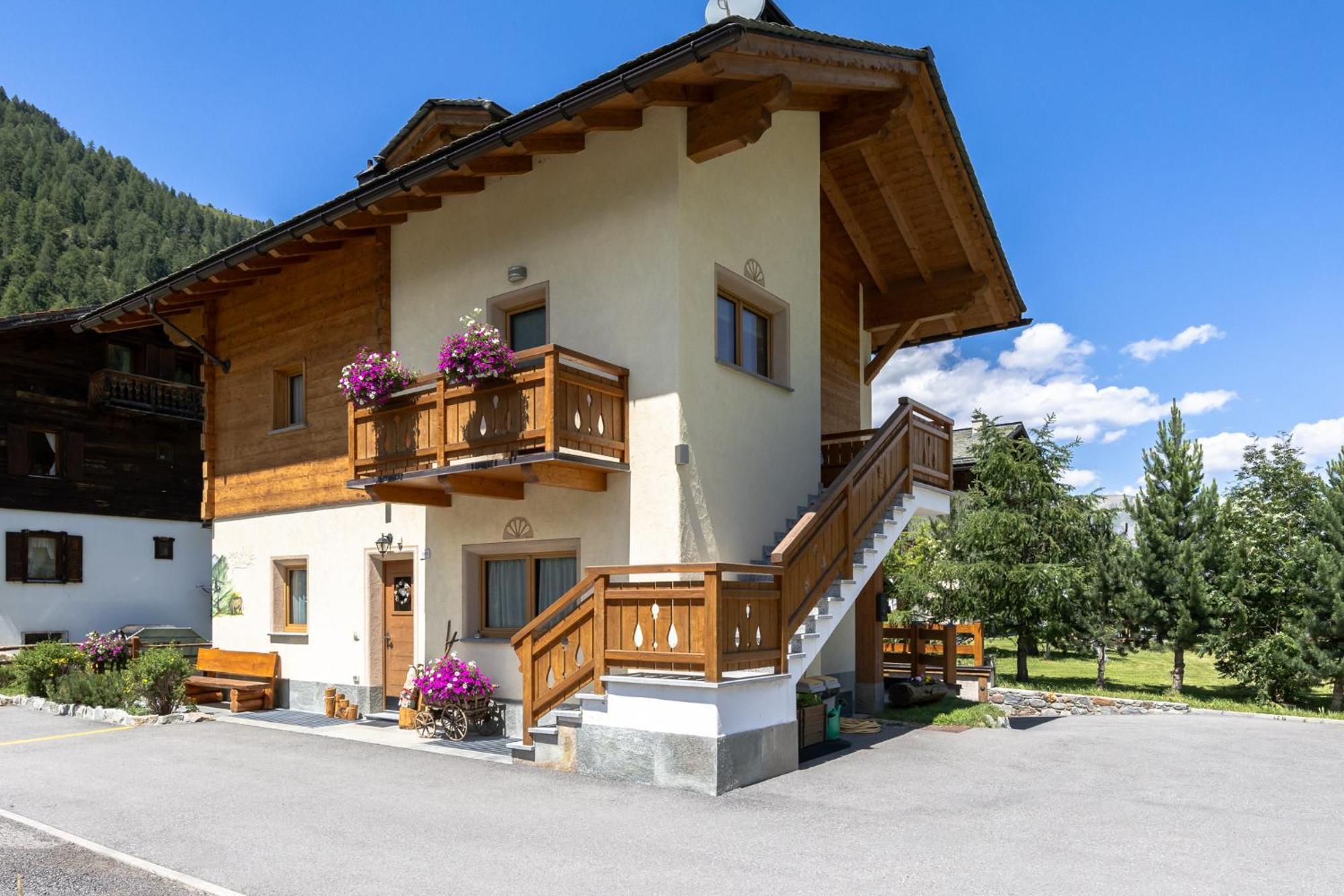 Chalet Sunshine Livigno Exterior foto
